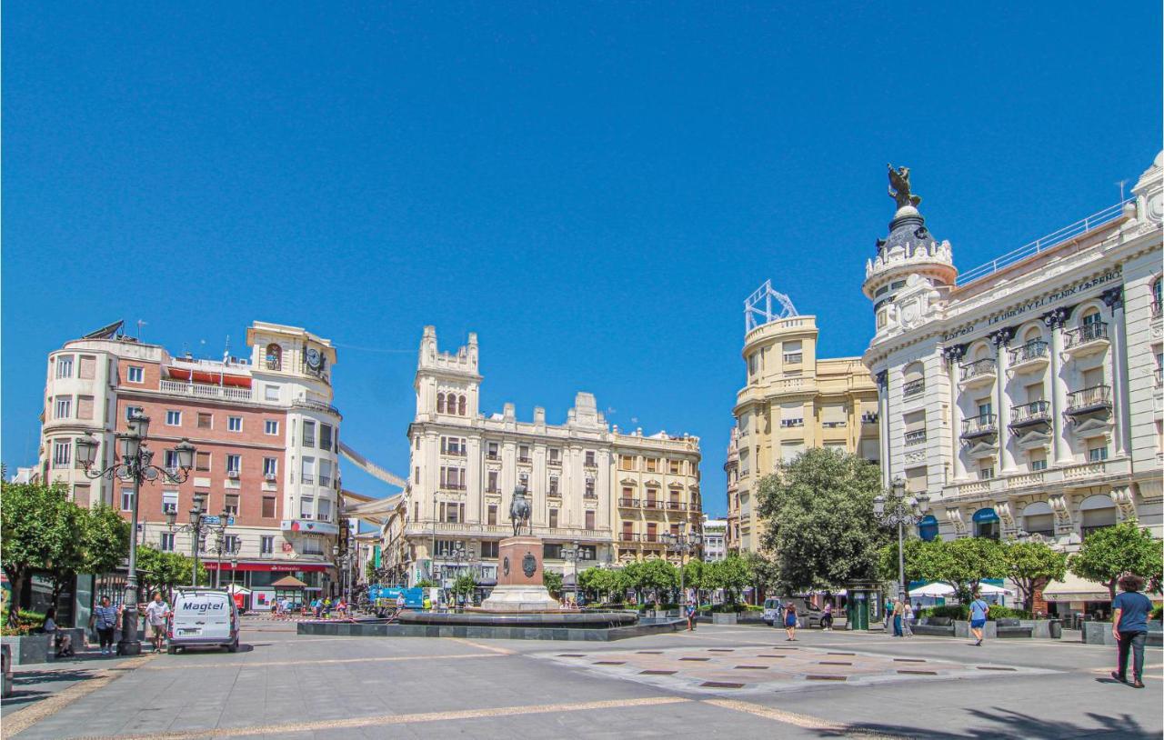 Beautiful Apartment In Cordoba With Kitchenette Esterno foto